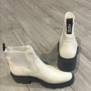 !!New Arrival!! Ash women’s leather chelsea platform boots